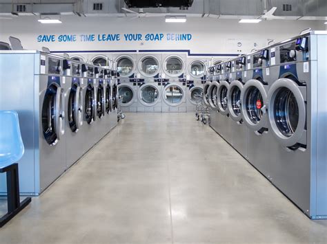 laundry near me open now.